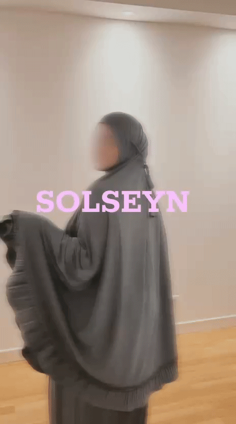 Vidéo robe de prière malaisienne Solseyn en mouvement - Coupe fluide et élégante
